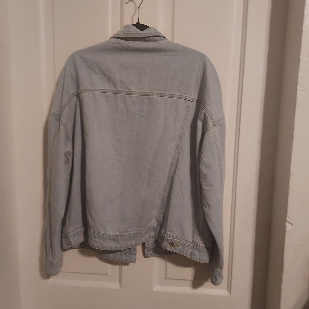 Women's Light Blue Denim Jacket - Picture 2 of 2